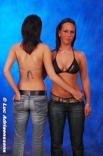 Annelies D.G. & Sophie N. 06