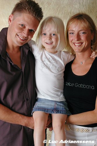 Karen,Kurt & Chloe 01