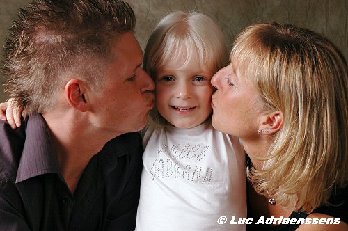 Karen,Kurt & Chloe 05