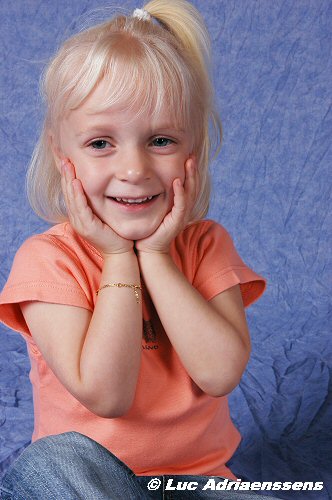Chloe 04
