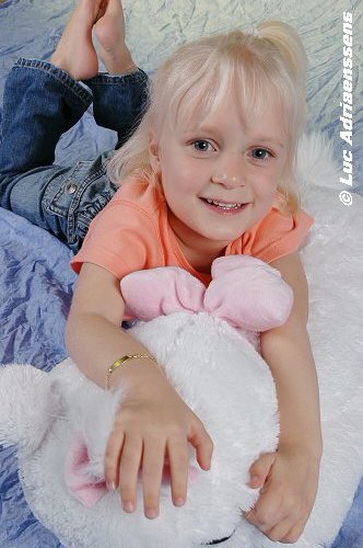 Chloe 08