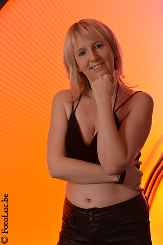 Dominique DP 02