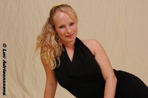 Glynis D. 03