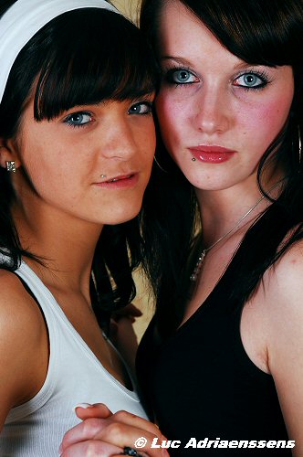 Hannelore J. & Sharon E. 18