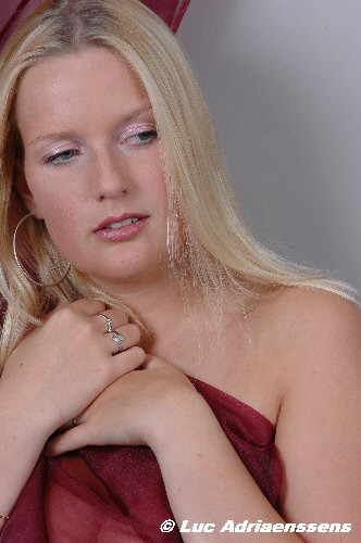Karoline 12