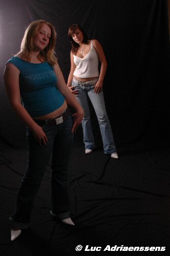 Kelly B; & Laetitia 04