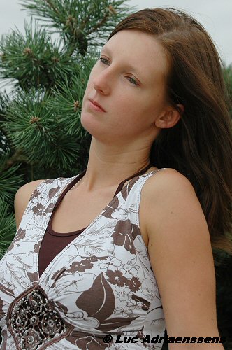 Lesley V. 03